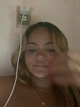 Snapshot of ayla0881 chatting on 02/21/26, 06:53 ayla0881 online show from 02/21/26, 06:53