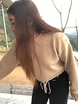 Snapshot of newbaby1 chatting on 02/20/26, 10:05 newbaby1 online show from 02/20/26, 10:05