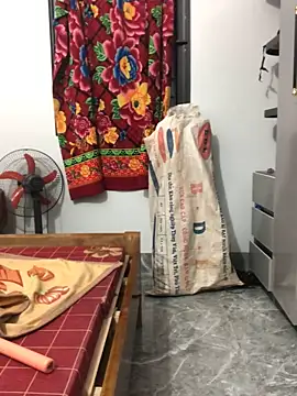 Snapshot of newbaby1 chatting on 02/23/26, 01:08 newbaby1 online show from 02/23/26, 01:08