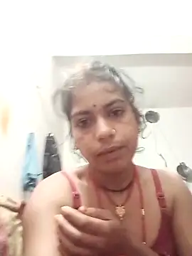 Snapshot of Anjli_hote chatting on 02/21/26, 10:22 Anjli hote online show from 02/21/26, 10:22