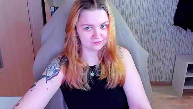 Snapshot of AnitaXVine chatting on 02/24/26, 05:44 AnitaXVine online show from 02/24/26, 05:44