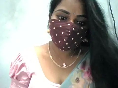 Snapshot of Rathi-priyaa chatting on 02/25/26, 04:11 Rathi-priyaa online show from 02/25/26, 04:11