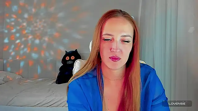 she wolf online show from 04/12/26, 06:51