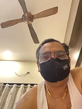 Snapshot of maleattention chatting on 02/26/26, 05:01 maleattention online show from 02/26/26, 05:01