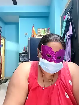 Snapshot of 02Roshni chatting on 02/28/26, 03:13 02Roshni online show from 02/28/26, 03:13