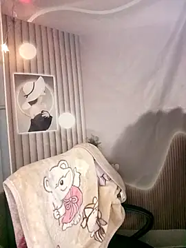 Girl-crazy1 online show from 02/13/26, 08:49