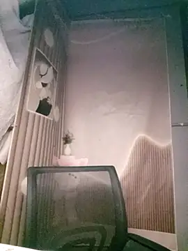 Girl-crazy1 online show from 03/25/26, 09:32