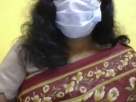 Snapshot of anu-reddyy chatting on 02/25/26, 04:00 anu-reddyy online show from 02/25/26, 04:00