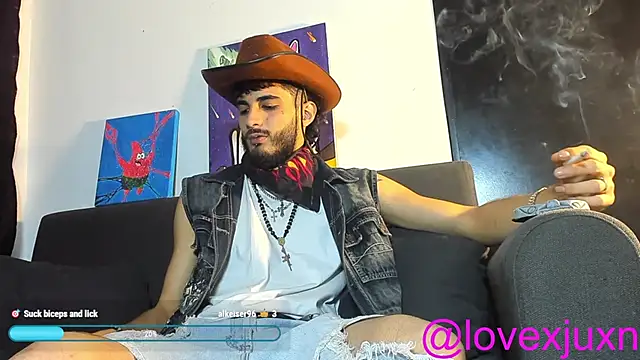 LovexJuxn8 online show from 03/03/26, 07:31