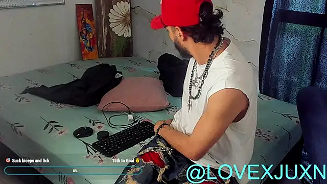 LovexJuxn8 online show from 03/13/26, 08:15