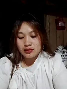 Snapshot of bany-lee chatting on 04/22/26, 01:34 bany-lee online show from 04/22/26, 01:34