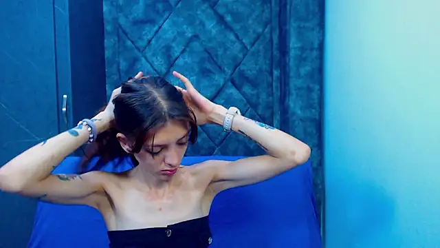 Snapshot of barby_jones25 chatting on 02/12/26, 10:54 barby jones25 online show from 02/12/26, 10:54