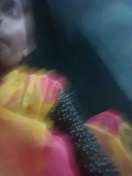 Snapshot of Desi_Couple_P chatting on 05/18/26, 12:00 Desi Couple P online show from 05/18/26, 12:00