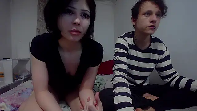 MegaanCollins online show from 04/15/26, 07:58