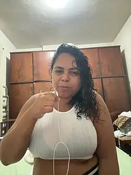 Snapshot of fromjungle chatting on 02/24/26, 11:30 fromjungle online show from 02/24/26, 11:30