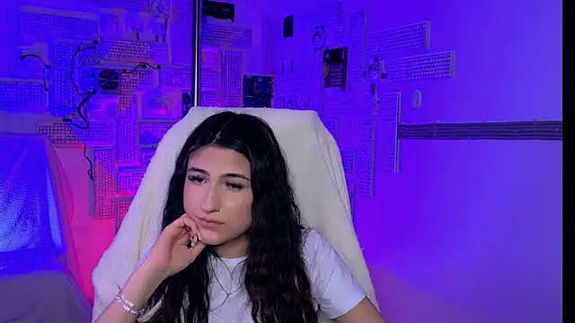 TerezaRobinson online show from 02/15/26, 08:27