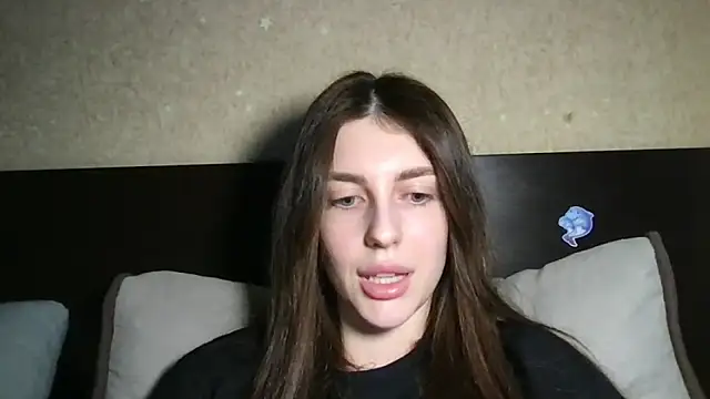 Snapshot of lipsylollyy chatting on 02/11/26, 02:44 lipsylollyy online show from 02/11/26, 02:44