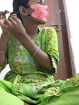 Snapshot of Sexy_Boudi650 chatting on 02/25/26, 02:05 Sexy Boudi650 online show from 02/25/26, 02:05