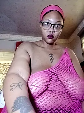 Snapshot of ShantelBootyBoobs chatting on 05/06/26, 05:46 ShantelBootyBoobs online show from 05/06/26, 05:46