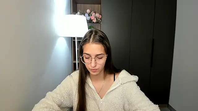 Snapshot of ClarineCasebolt chatting on 02/15/26, 05:26 ClarineCasebolt online show from 02/15/26, 05:26