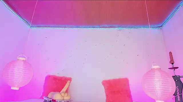 Snapshot of karol_kane chatting on 03/04/26, 04:02 karol kane online show from 03/04/26, 04:02