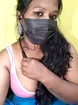 Snapshot of Tamil_Ramya_ chatting on 02/18/26, 02:02 Tamil Ramya online show from 02/18/26, 02:02