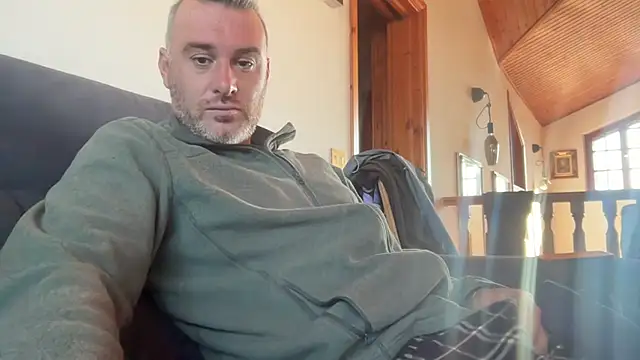 Snapshot of marcovik1 chatting on 02/17/26, 09:39 marcovik1 online show from 02/17/26, 09:39