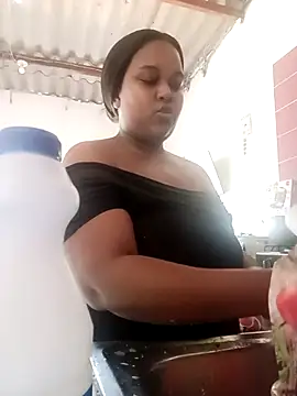 PerlaCurvasgrandes online show from 02/19/26, 06:04