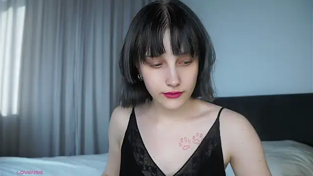 KirstinMcgeady online show from 07/18/26, 12:09