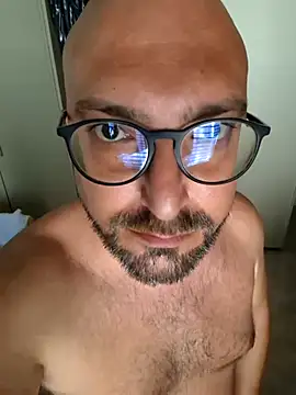 Snapshot of cetriolino chatting on 07/23/26, 02:15 cetriolino online show from 07/23/26, 02:15