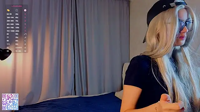 BeatrisRosel online show from 04/08/26, 06:19