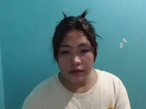 Snapshot of MiMi_yeah00 chatting on 02/11/26, 04:56 MiMi yeah00 online show from 02/11/26, 04:56