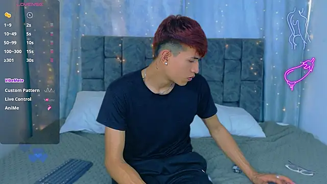 NicolasTorrez online show from 03/25/26, 07:09