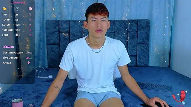 NicolasTorrez online show from 04/12/26, 08:30