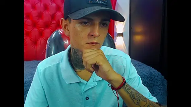 Snapshot of benjamin_anthony chatting on 02/26/26, 02:21 benjamin anthony online show from 02/26/26, 02:21