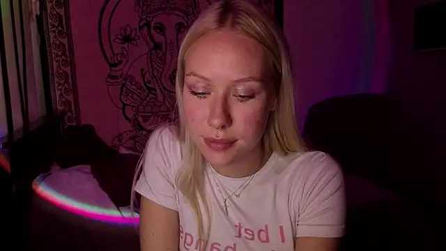 pureeangel online show from 04/09/26, 01:49