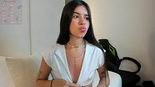 eva swan  online show from 03/03/26, 12:22