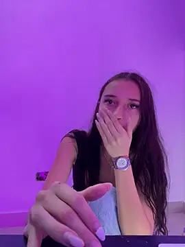 candy deluxe online show from 05/02/26, 03:11
