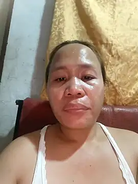 squirtshantal online show from 10/10/25, 07:40