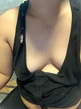 squirtshantal online show from 11/12/25, 01:50