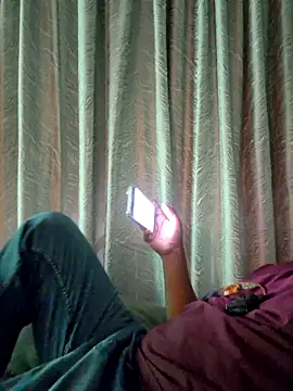 Dkny boy online show from 02/21/26, 09:38