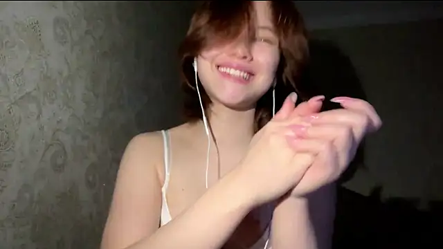 Snapshot of TrueViva chatting on 05/11/26, 04:04 TrueViva online show from 05/11/26, 04:04