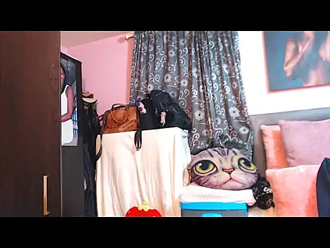 alanalaurent15 online show from 04/10/26, 08:52