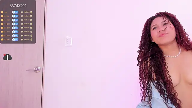 Violetta-foxx online show from 04/16/26, 09:39