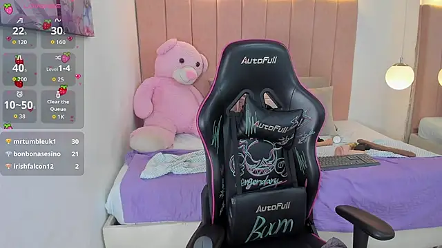 Snapshot of antonella_moon7 chatting on 03/02/26, 07:15 antonella moon7 online show from 03/02/26, 07:15