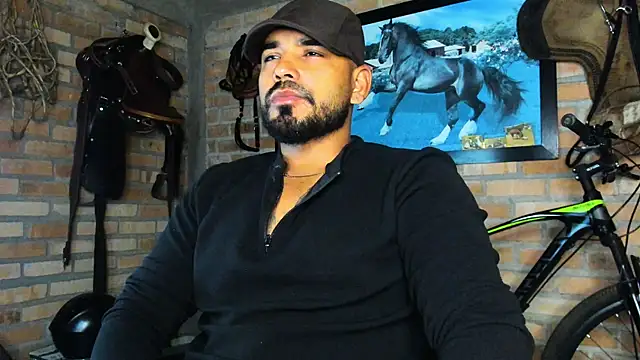 Snapshot of dominic_jonson chatting on 03/04/26, 04:18 dominic jonson online show from 03/04/26, 04:18