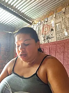 Juli Powl online show from 02/25/26, 01:43