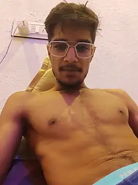 Snapshot of kaushikhotty chatting on 06/11/26, 10:13 kaushikhotty online show from 06/11/26, 10:13