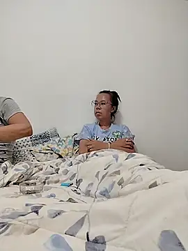 Snapshot of Erickandsam chatting on 03/02/26, 10:38 Erickandsam online show from 03/02/26, 10:38