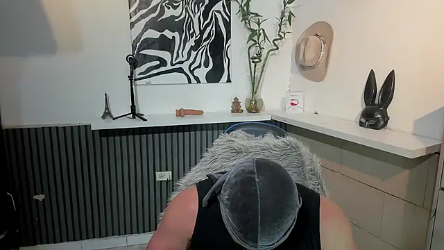 Snapshot of BENEDIICK chatting on 03/04/26, 02:50 BENEDIICK online show from 03/04/26, 02:50